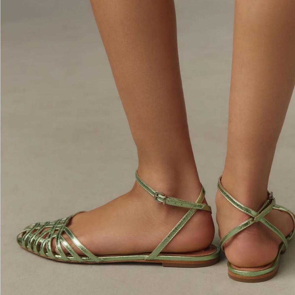 Vicenza Flat Wrap Sandals